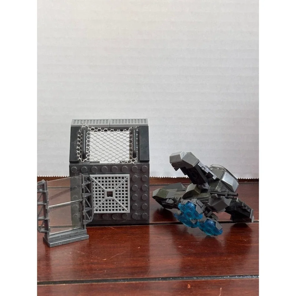 Mega Bloks Halo UNSC Command Center Terminal Hover Bike Vehicle Set Dark Grey